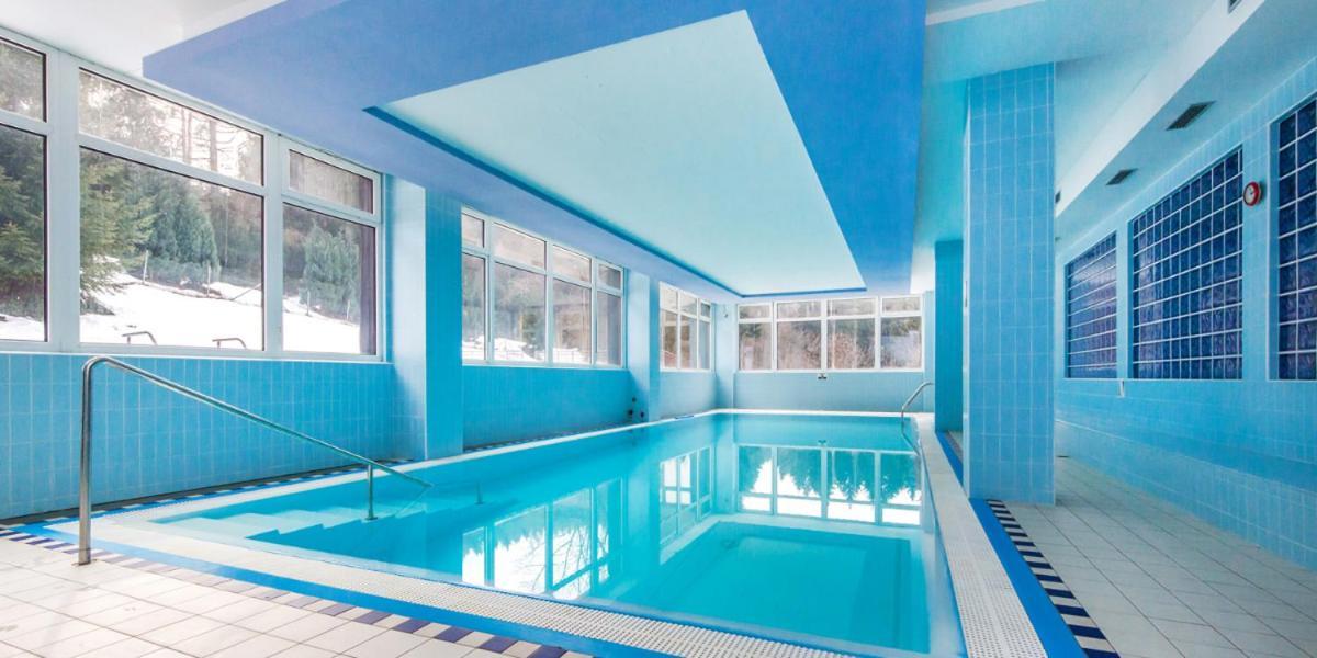 Horsky Hotel Jelenovska S Bazenem V Cene Valasske Klobouky Ngoại thất bức ảnh